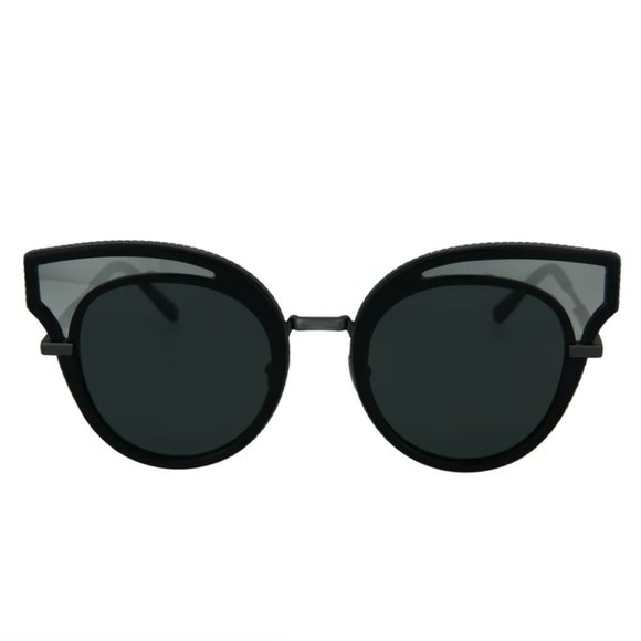 Bottega Veneta Matte Black Cat Eye Sunglasses!